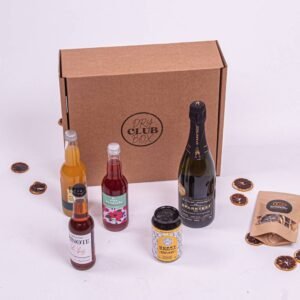 Formule Passion Dry Club : abonnement 6 mois à 33,90€/mois au lieu de 39,90€, incluant 5 boissons sans alcool, un kit cocktail du mois et un livret d’inspiration